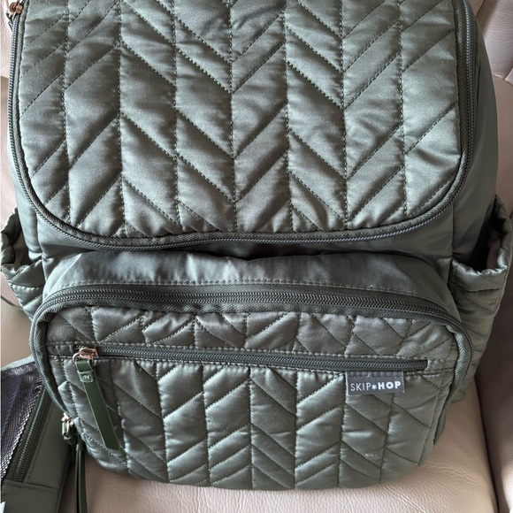 Skip Hop Green Quilted Women's Bag - Picture 1 of 5